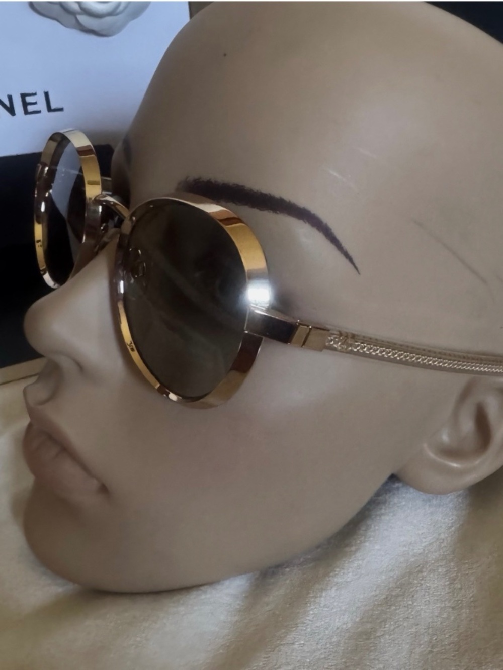 “NEW” CHANEL sunglasses chain CC round (Rare)